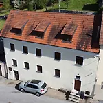 Pětidomí 88 - Rožmberská Affittacamere Český Krumlov