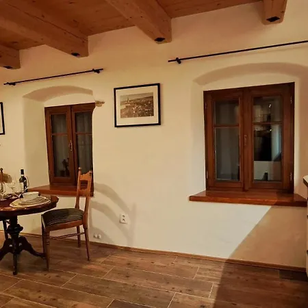 Guest house Petidomi 88 - Rozmberska *