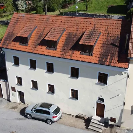 Pětidomí 88 - Rožmberská Penzion Český Krumlov
