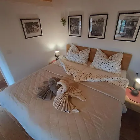 Petidomi 88 - Rozmberska 4* Czeski Krumlow