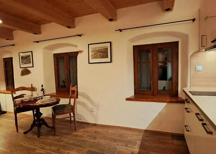 Penzion Pětidomí 88 - Rožmberská 4*