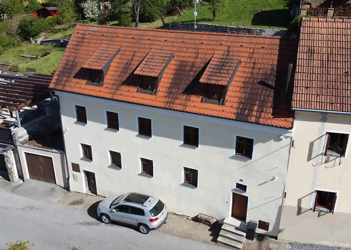 Pětidomí 88 - Rožmberská Penzion Český Krumlov