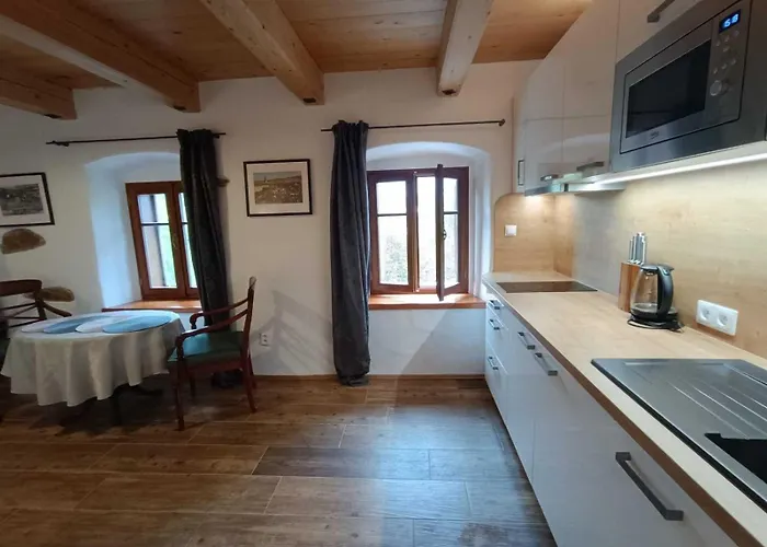 Penzion Pětidomí 88 - Rožmberská 4*